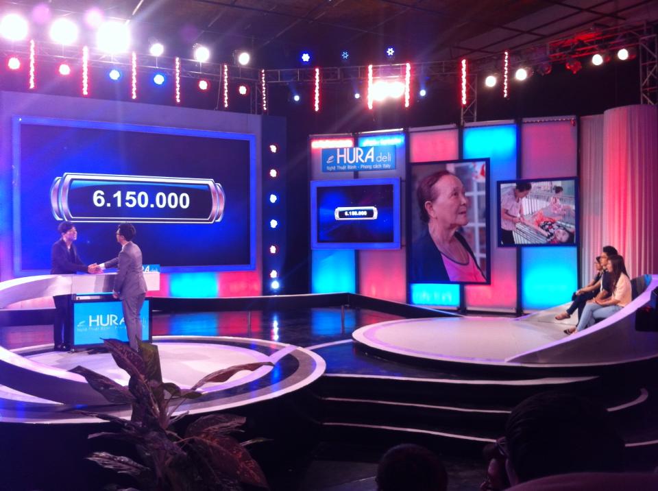 Thi công, trang trí sân khấu Gameshow